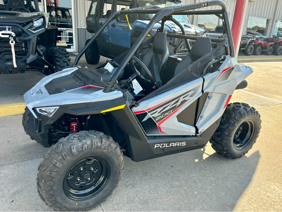 2024 Polaris RZR 200 EFI