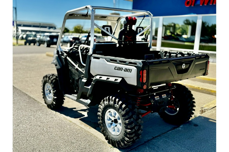 2024 Can-Am DEFENDER X MR HD10