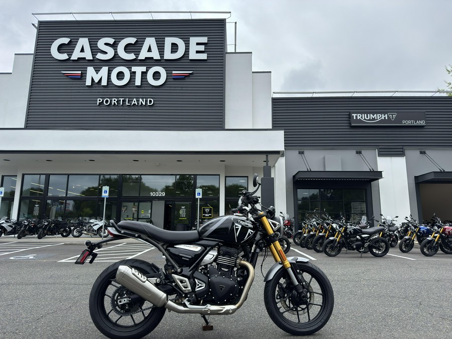 2025 Triumph SPEED 400 - PHANTOM BLACK - STORM GREY