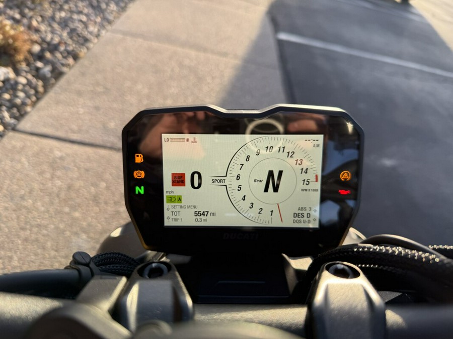 2021 Ducati Streetfighter V4