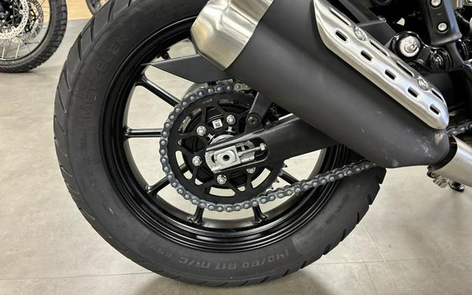 2026 Triumph Scrambler 400 X Baja OrangeAluminium