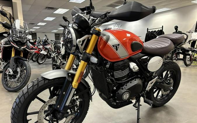2026 Triumph Scrambler 400 X Baja OrangeAluminium