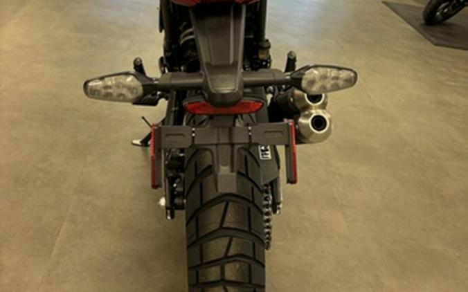 2026 Triumph Scrambler 400 X Baja OrangeAluminium