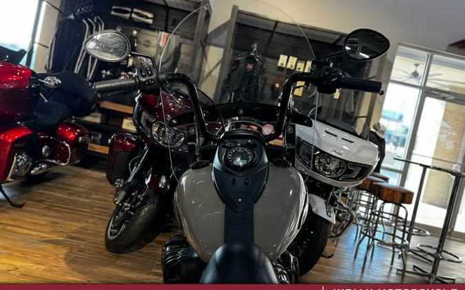 2022 Indian Motorcycle® Springfield® Dark Horse®