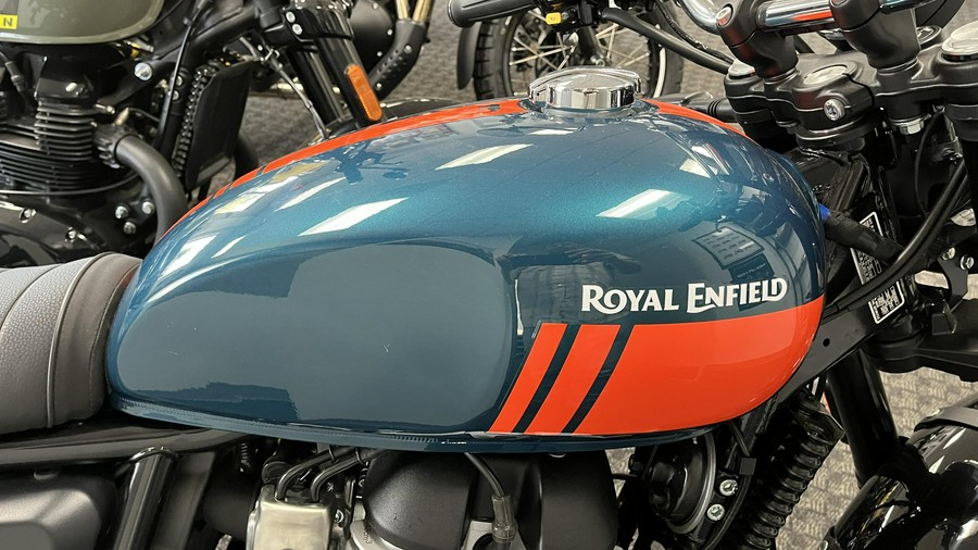 2025 Royal Enfield BEAR 650