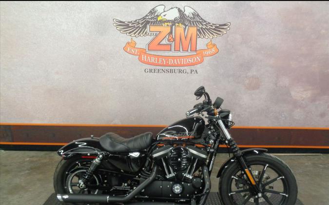 2022 Harley-Davidson Iron 883 Review [Air-Cooled Sportster]