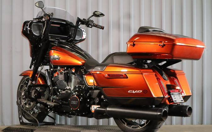 2023 Harley-Davidson CVO Street Glide FLHXSE