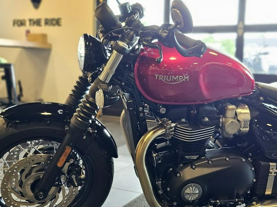 2023 Triumph Bonneville Bobber Red Hopper