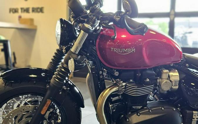 2023 Triumph Bonneville Bobber Red Hopper