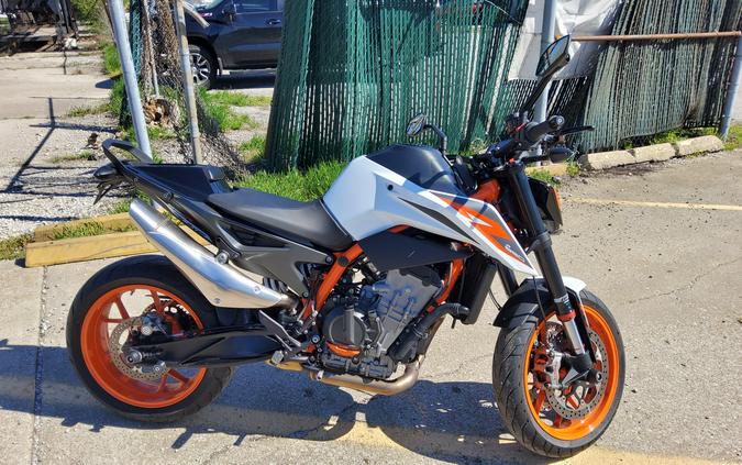 2020 KTM Duke 890 R