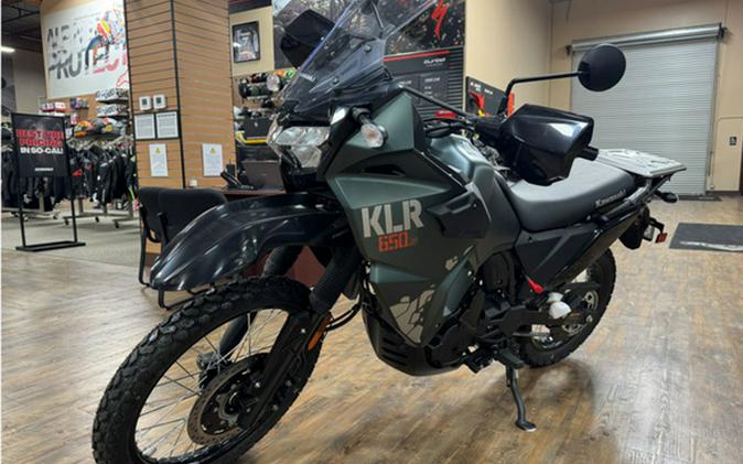 2025 Kawasaki KLR 650 S Metallic Matte Old School Green