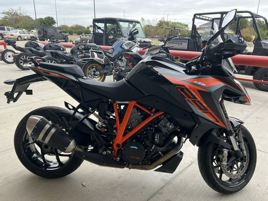 2020 KTM Super Duke 1290 GT