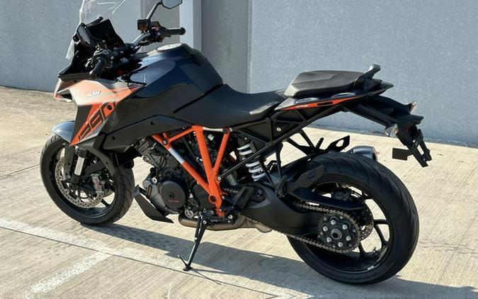 2020 KTM Super Duke 1290 GT