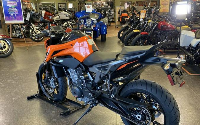 2024 KTM Duke 790