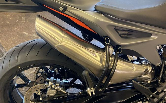 2024 KTM Duke 790