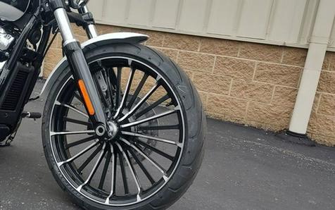 2024 Harley-Davidson Softail FXBR - Breakout