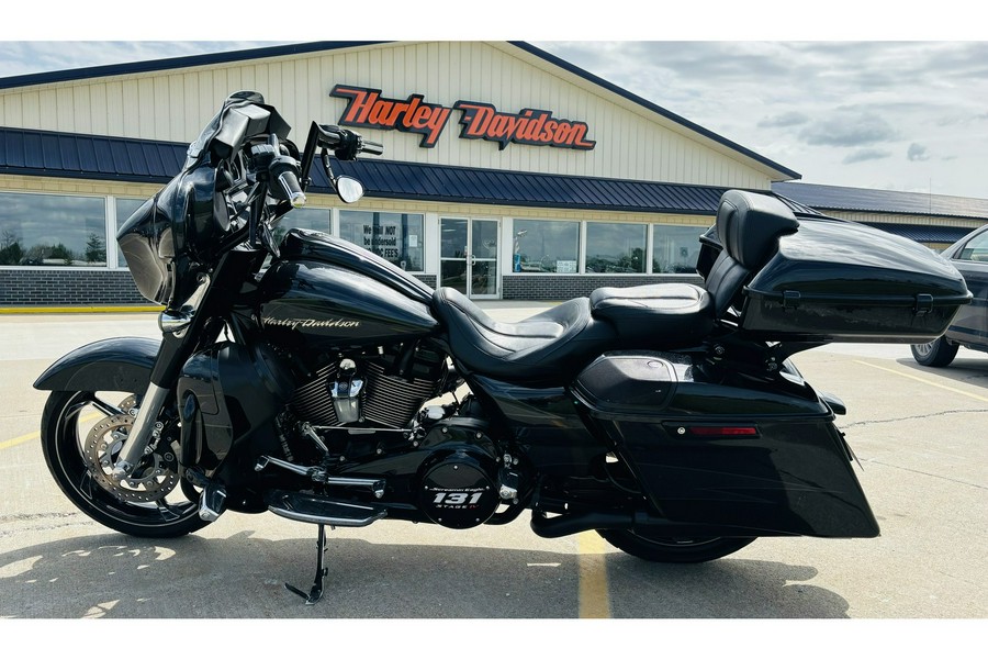 2017 Harley-Davidson® FLHXSE STREET GLIDE CVO