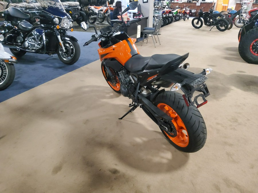 2020 KTM Duke 790