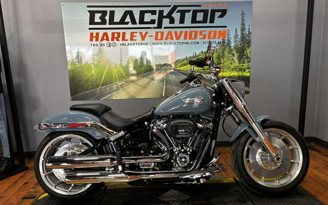 2024 Harley-Davidson® Fat Boy™ 114 SHARKSKIN BLUE