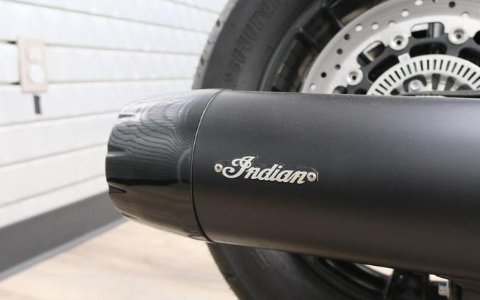 2025 INDIAN MOTORCYCLE SCOUT BOBBER LIMITED WITH TECHNOLOGY PACKAGE BLACK METALLIC