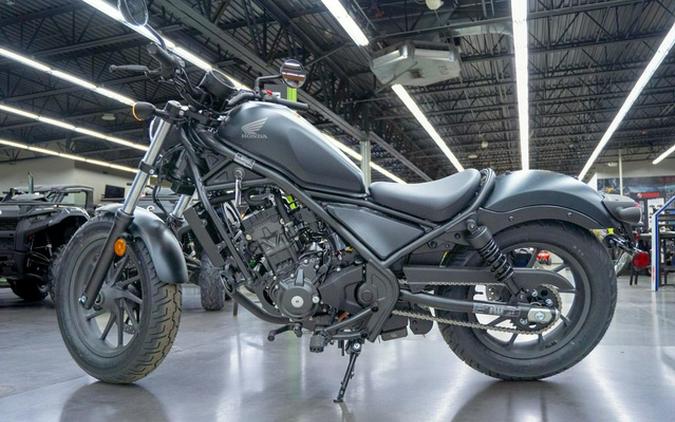 2026 Honda Rebel 300 E-Clutch