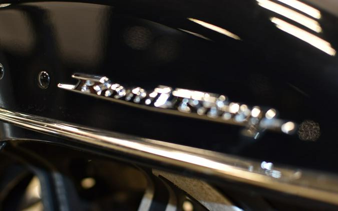 2015 Harley-Davidson Road King FLHR
