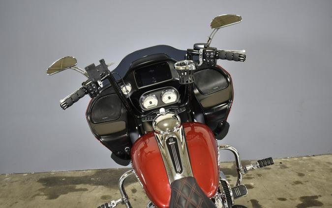 2019 Harley-Davidson Road Glide Wicked Red