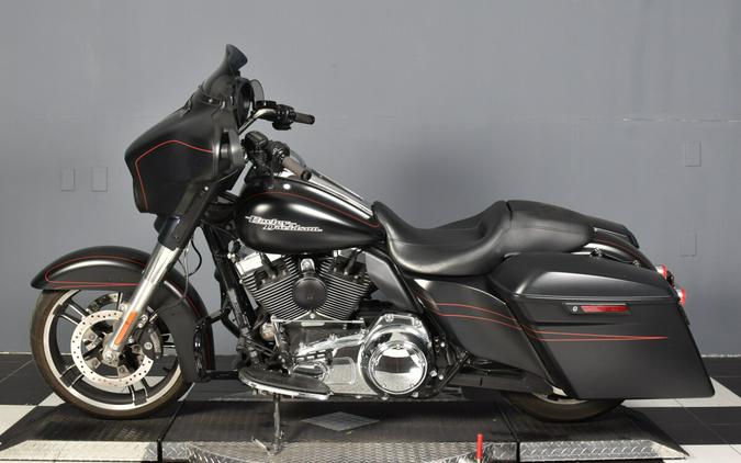 2015 Harley-Davidson Street Glide Special