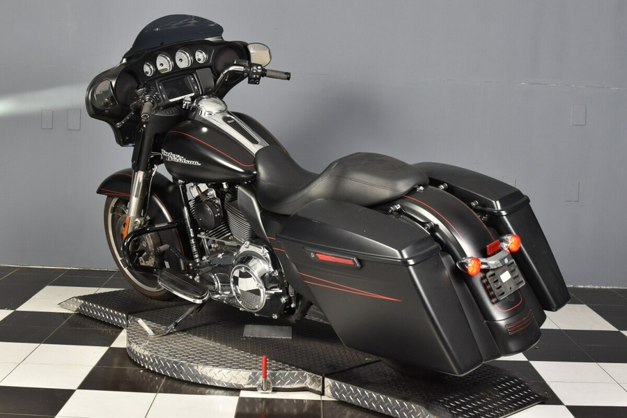 2015 Harley-Davidson Street Glide Special