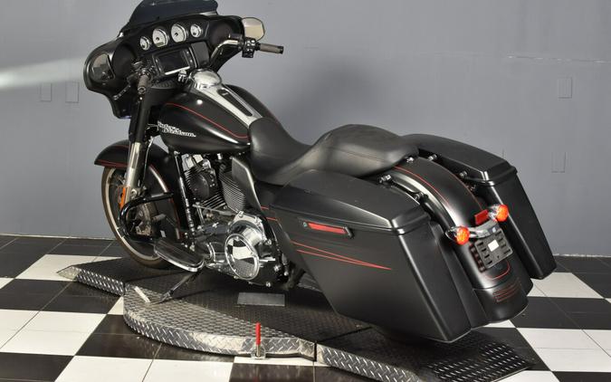 2015 Harley-Davidson Street Glide Special