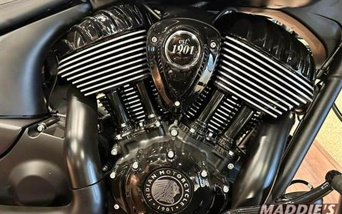 2024 Indian Motorcycle Chieftain® Dark Horse® with PowerBand Audio Package