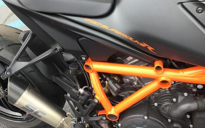 2021 KTM 1290 Super Duke R