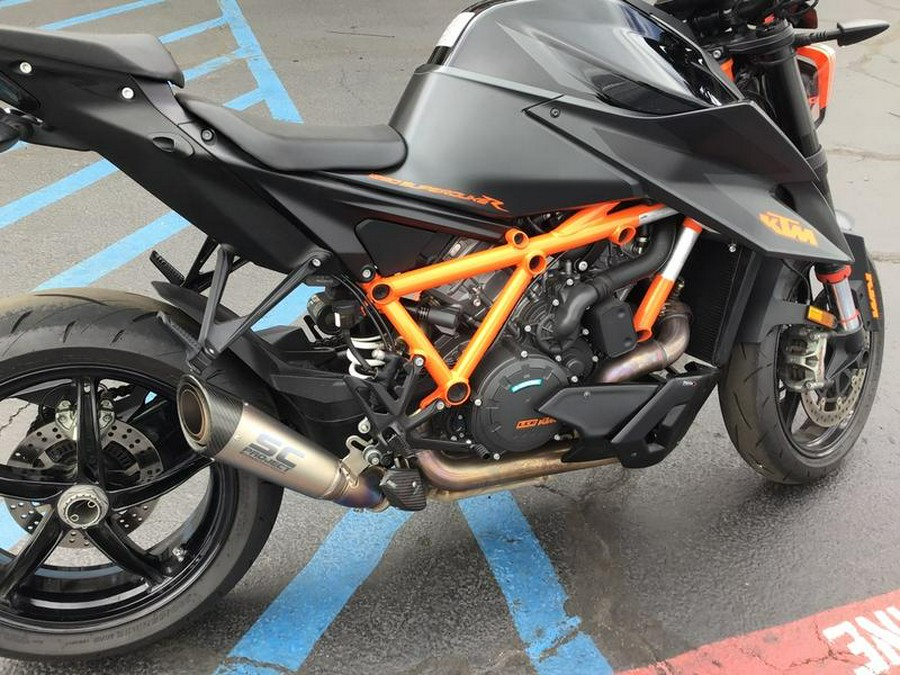 2021 KTM 1290 Super Duke R