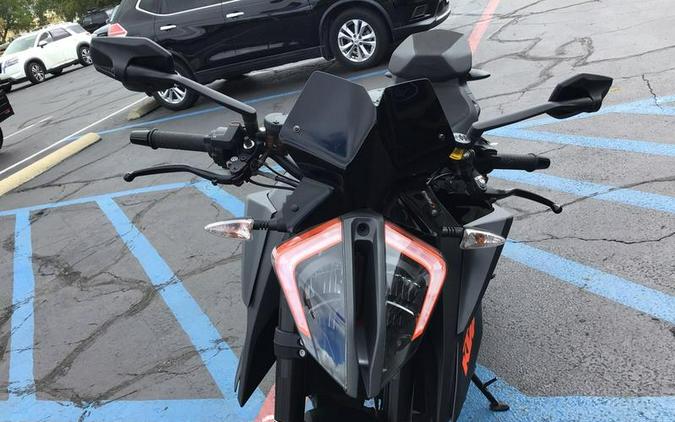 2021 KTM 1290 Super Duke R