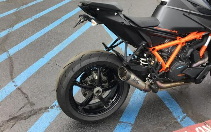 2021 KTM 1290 Super Duke R