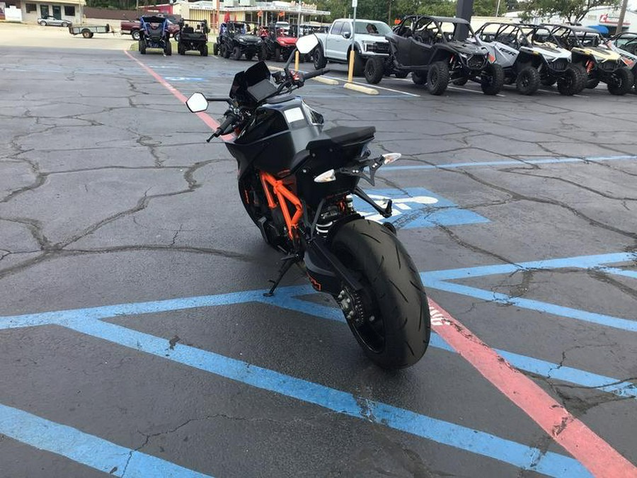 2021 KTM 1290 Super Duke R