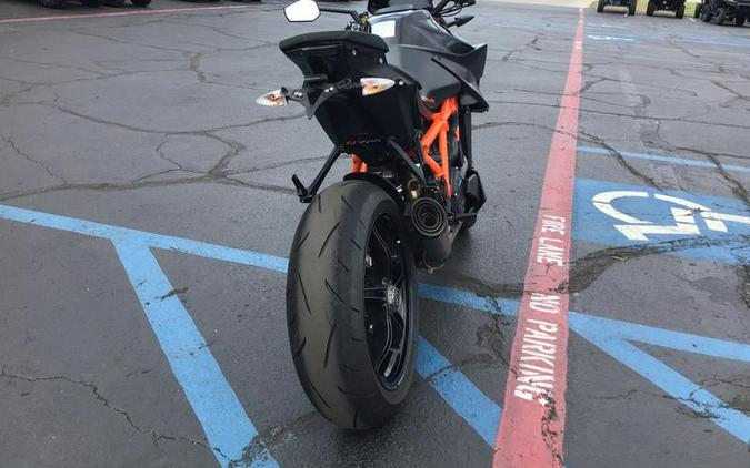 2021 KTM 1290 Super Duke R