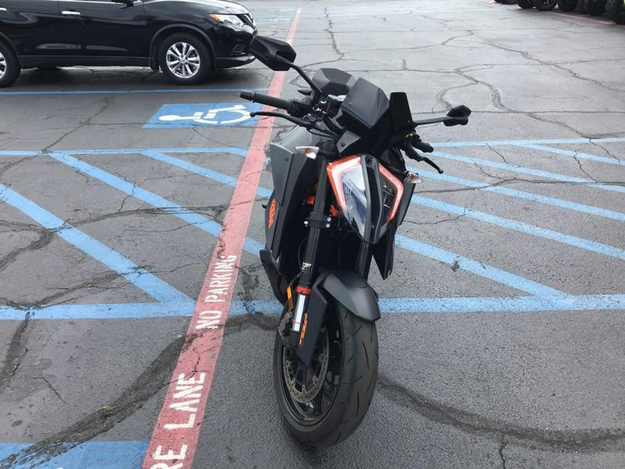 2021 KTM 1290 Super Duke R