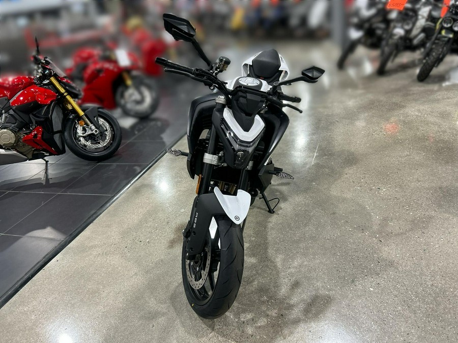 2025 CFMOTO 450NK