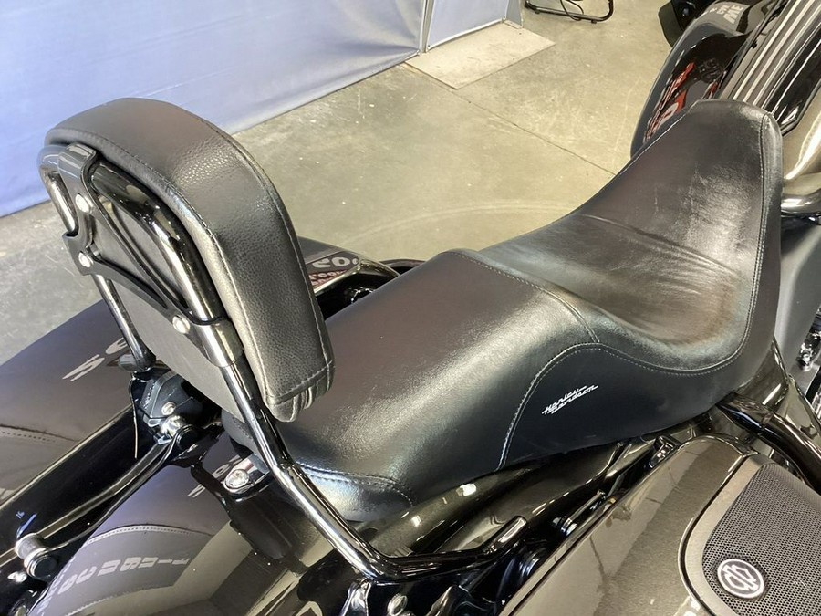 2018 Harley-Davidson® FLTRXSE - CVO™ Road Glide®