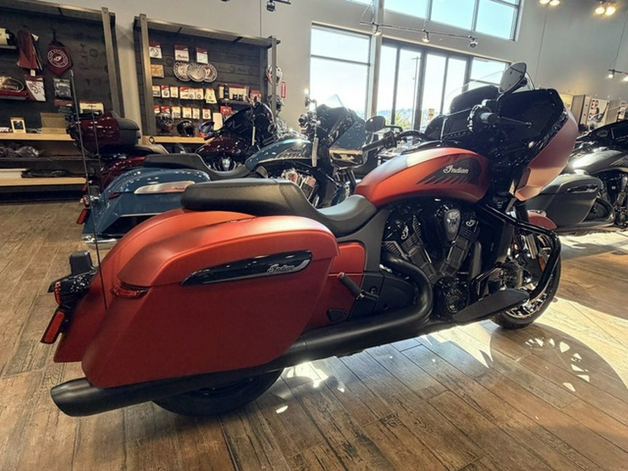 2026 Indian Challenger Dark Horse 112 Sunset Red Smoke