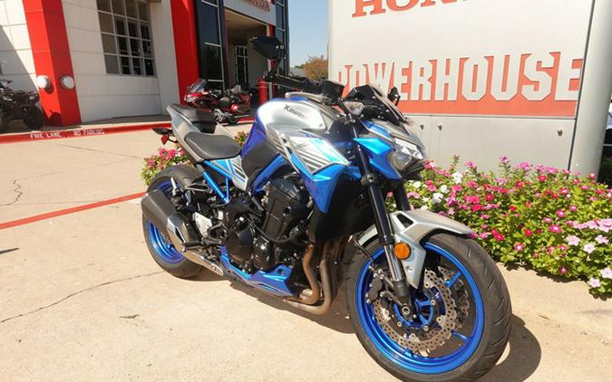 2020 Kawasaki Z900 ABS Candy Plasma Blue/Metallic Silver