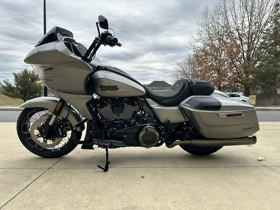 2023 Harley-Davidson® FLTRXSE - CVO™ Road Glide®