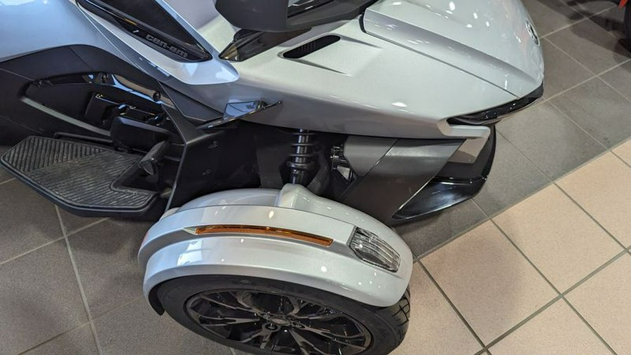 New 2024 CAN-AM SPYDER RT LIMITED HYPER SILVER