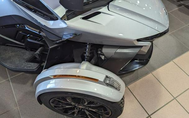 New 2024 CAN-AM SPYDER RT LIMITED HYPER SILVER