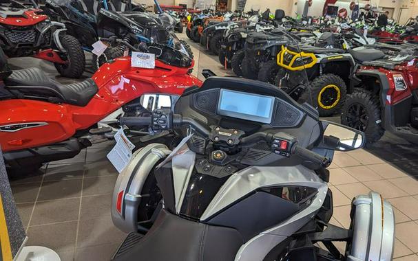 New 2024 CAN-AM SPYDER RT LIMITED HYPER SILVER