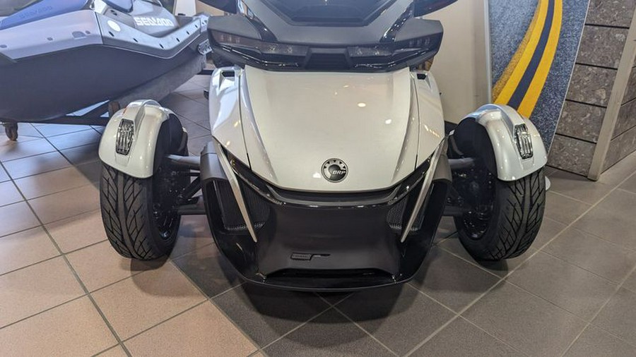 New 2024 CAN-AM SPYDER RT LIMITED HYPER SILVER