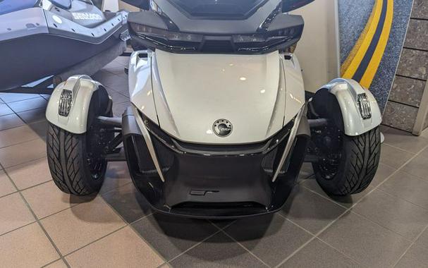 New 2024 CAN-AM SPYDER RT LIMITED HYPER SILVER