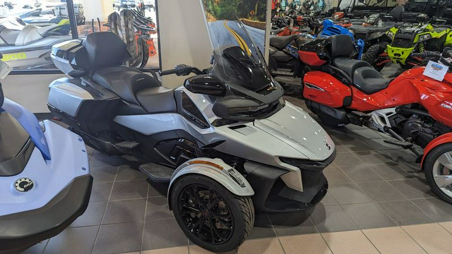 New 2024 CAN-AM SPYDER RT LIMITED HYPER SILVER