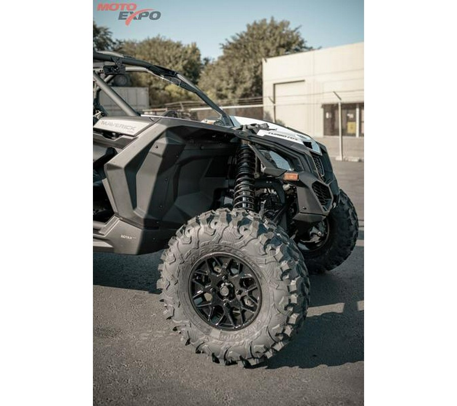 2024 Can-Am® Maverick X3 MAX RS Turbo Catalyst Gray